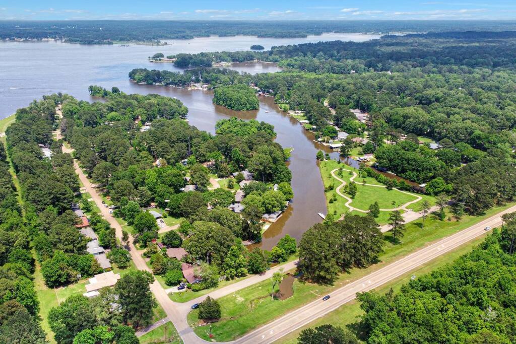 Turtle Creek 3/2 Close To Rez Brandon Exterior foto